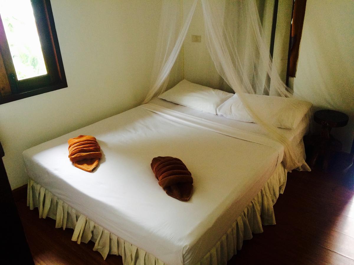 Tropical Garden Bungalow Phi Phi Don Exterior photo