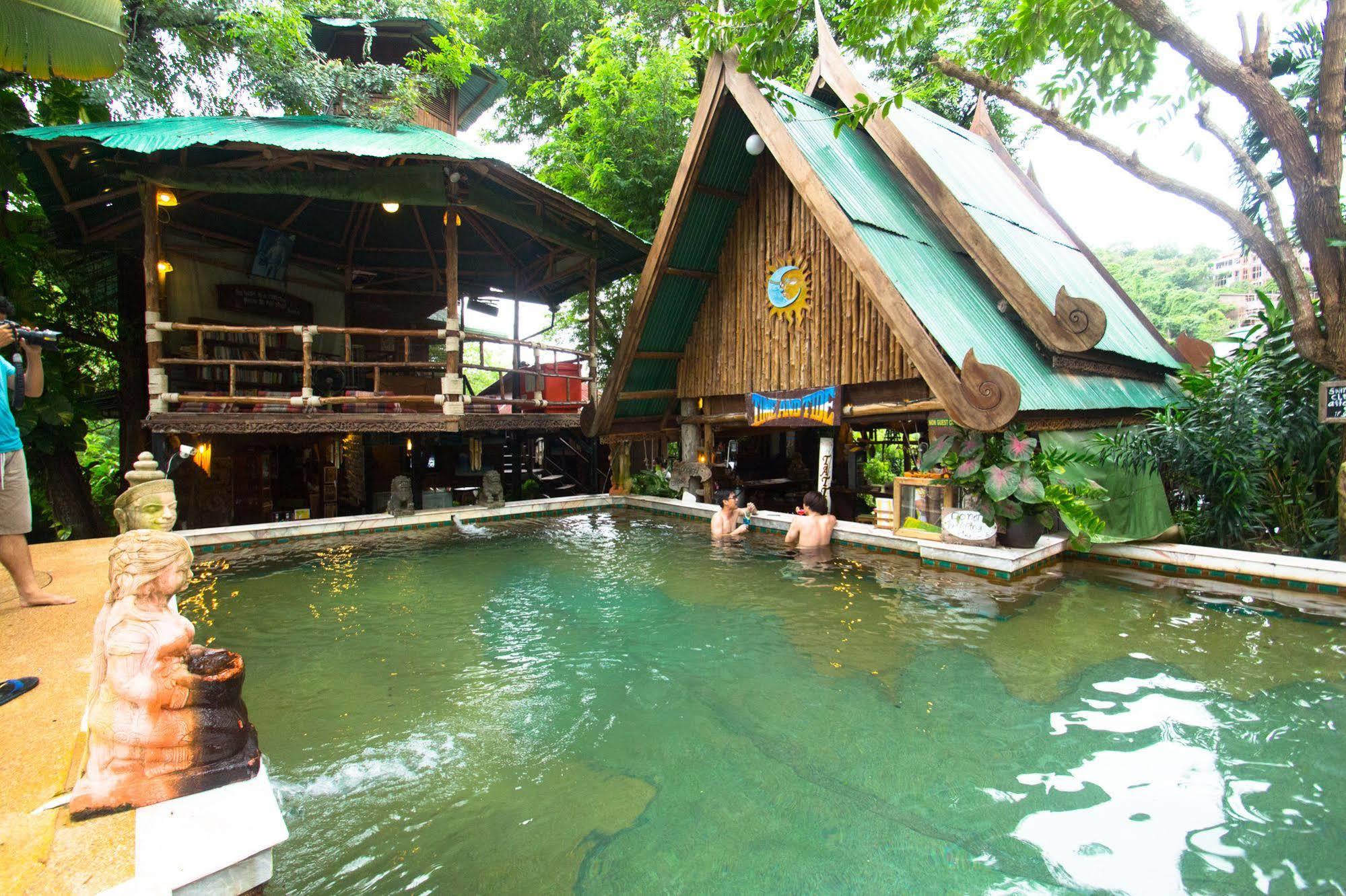 Tropical Garden Bungalow Phi Phi Don Exterior photo