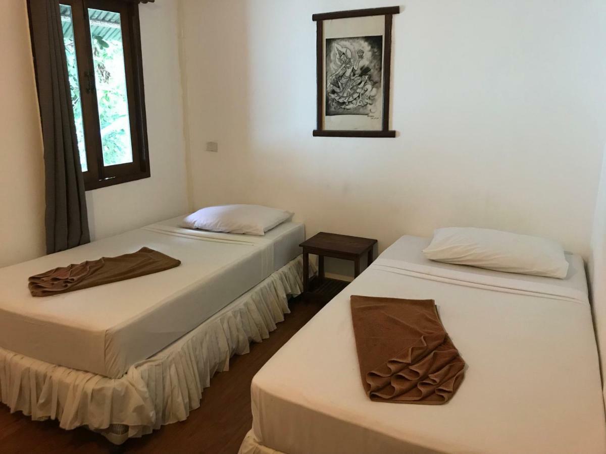 Tropical Garden Bungalow Phi Phi Don Exterior photo